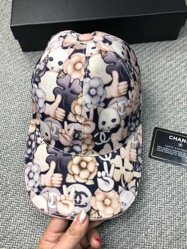 ブランド帽子背面デザイン